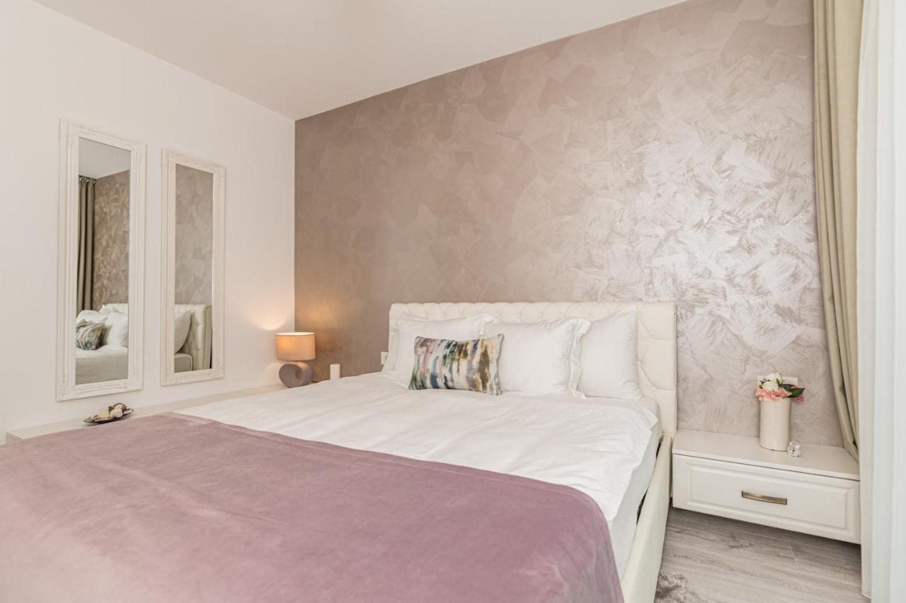 Rentforcomfort Apartment Ella 2 Μπρασόβ Εξωτερικό φωτογραφία